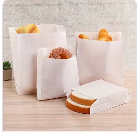 שקיות נייר לבנות